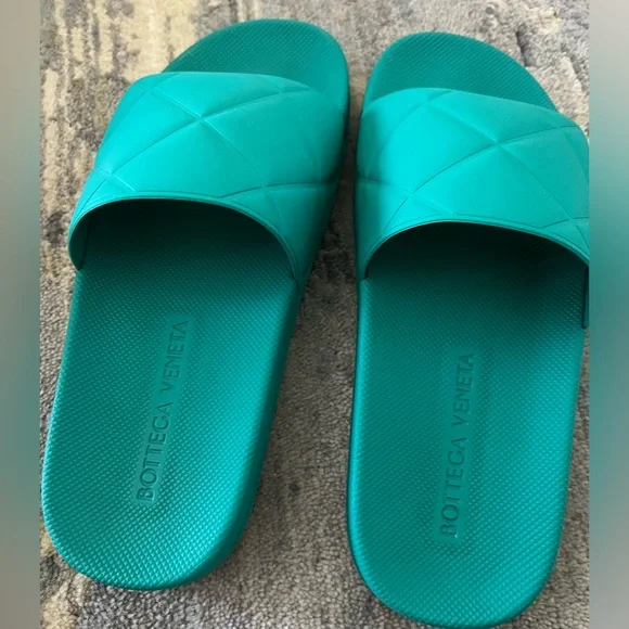 BOTTEGA VENETA Rubber The Slider Sandals size 38 in Neptune - Picture 5 of 10